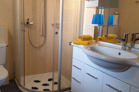 Dusche und WC